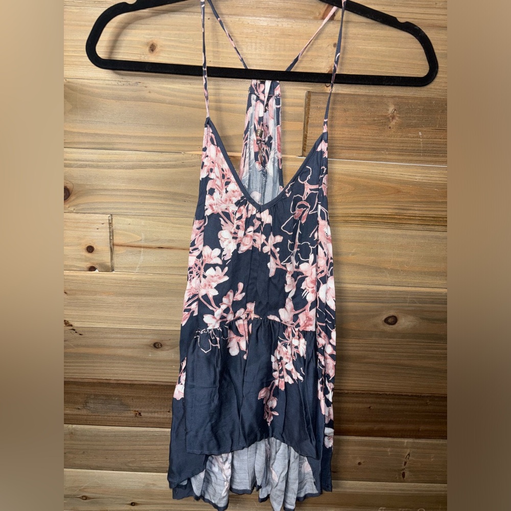 Love stitch, razorback tank